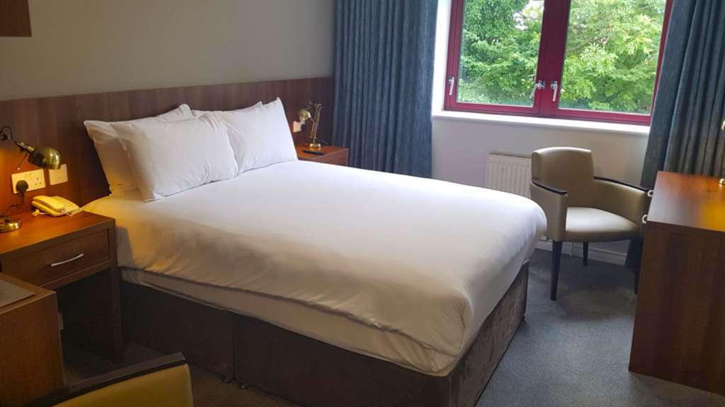 Creggan Court Hotel Атлон Номер фото